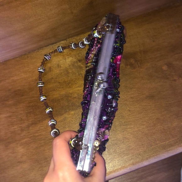 Vintage Aldo beaded evening purse. - Picture 7 of 10